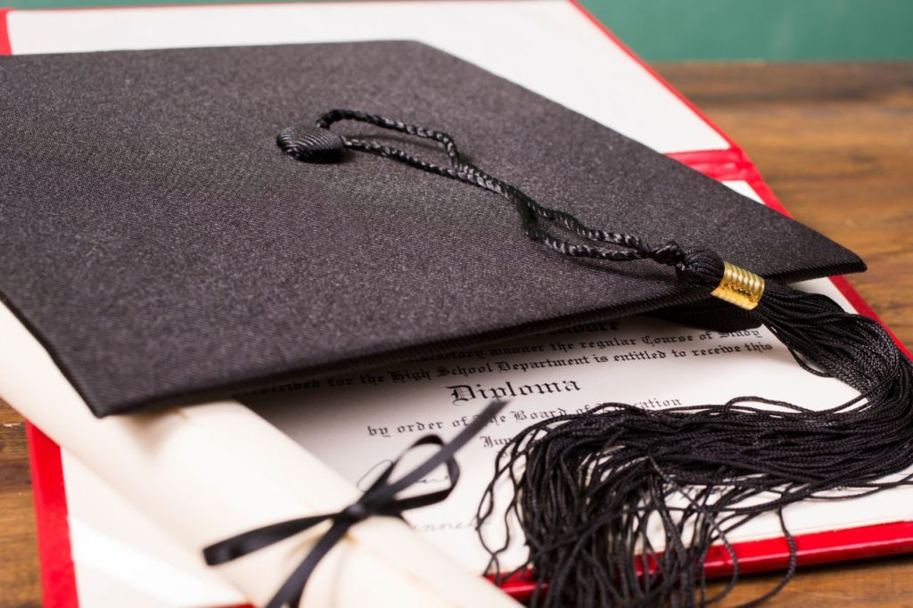 Comment trouver un bon sujet de mémoire en marketing du luxe ?