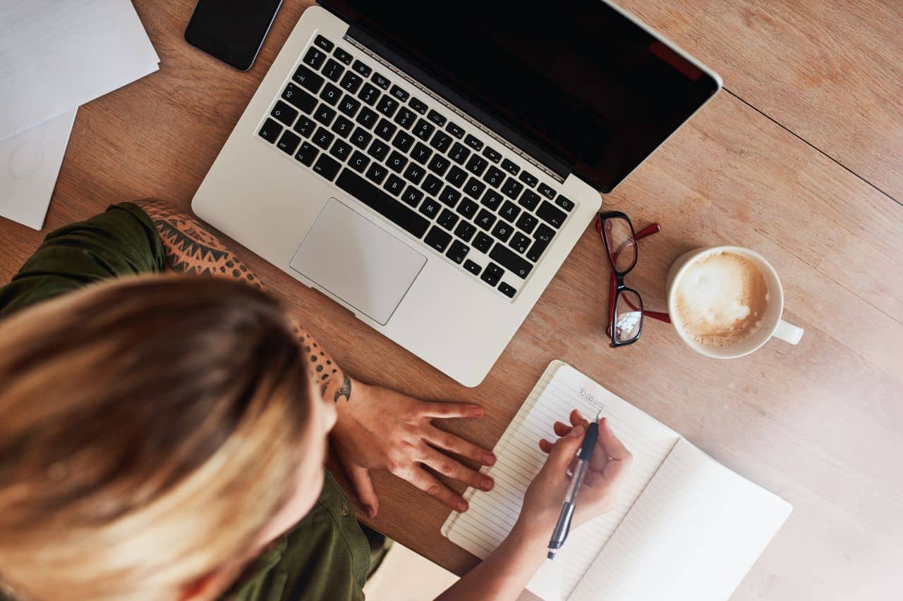 Guide à la rédaction d’une thèse de doctorat en Gestion