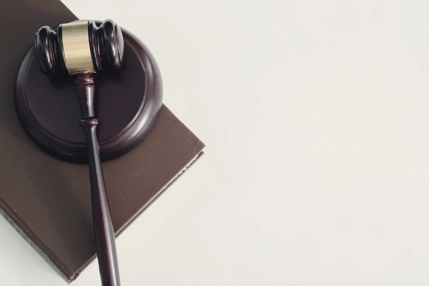 Comment faire une bonne introduction pour un mémoire de Droit ?